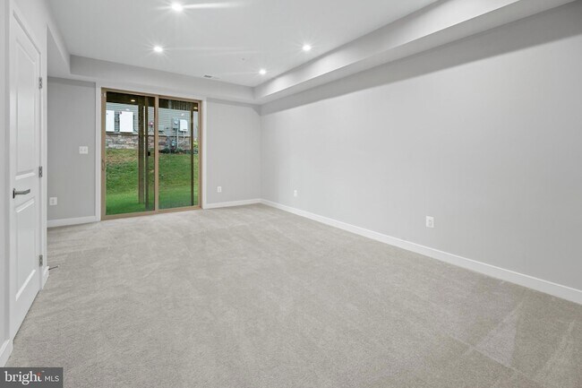 Building Photo - 174 Bethlehem Pl