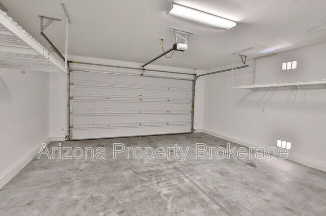 Building Photo - 20933 W Almeria Rd