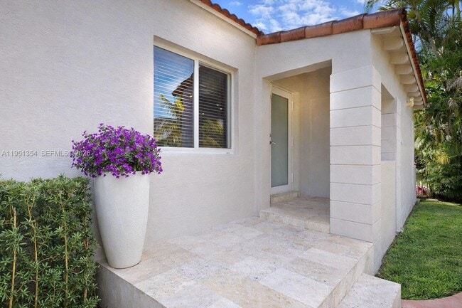 Building Photo - 3780 SW 1st St