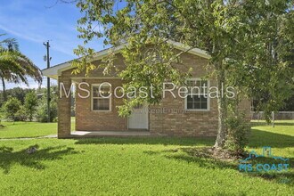 Building Photo - 15317 Waycross Dr
