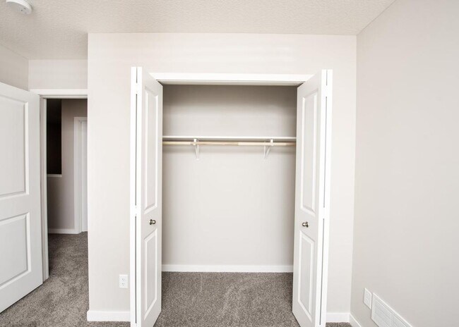 Building Photo - 11527 37th Ave SE