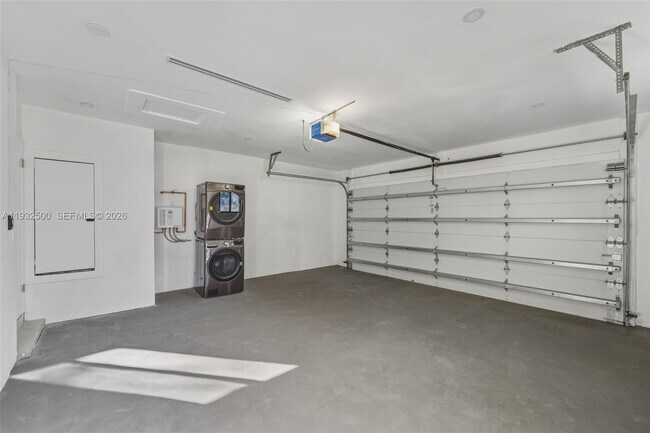 Building Photo - 7505 SW 167th St