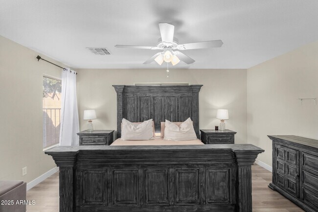 Building Photo - 16035 N 159th Dr