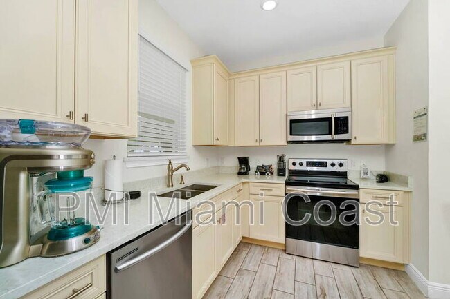 Building Photo - 2960 Salted Rim Rd