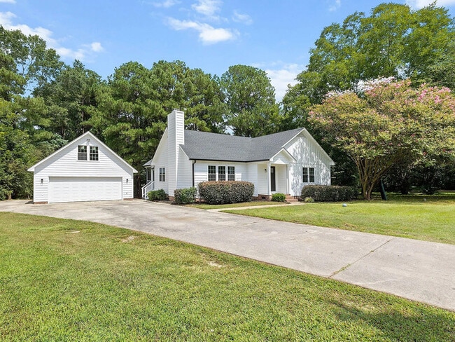 Building Photo - Lease OR Lease to Own