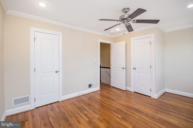 Building Photo - 320 Wesmond Dr