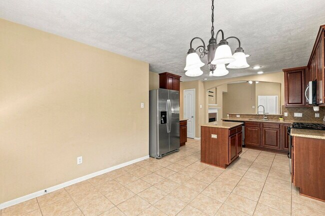 Building Photo - 5923 Deleon Trail Dr