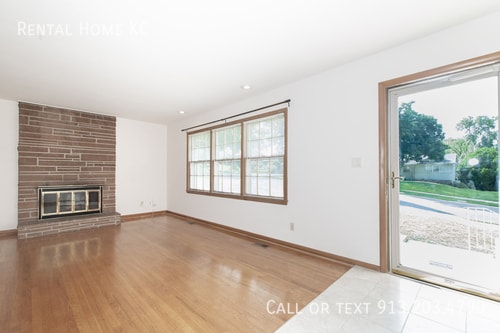 Building Photo - 9151 Somerset Dr