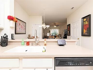 Kitchen 6 - 11658 Declaration Dr