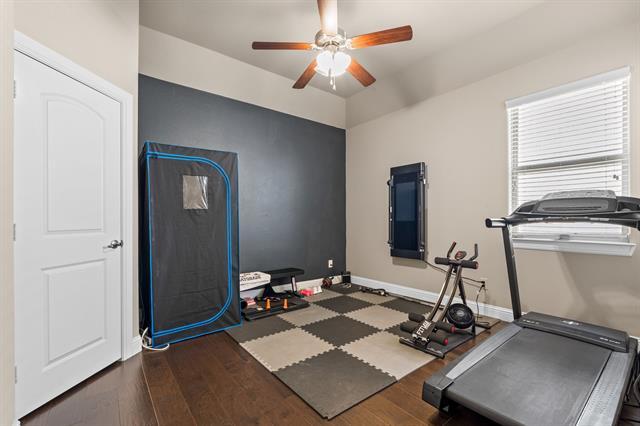 Building Photo - 1729 Halifax St