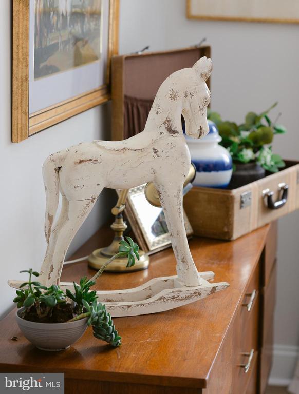 Building Photo - 13230 Falls Rd