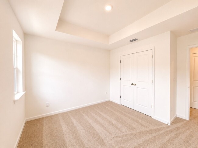 Building Photo - 2837 Rosehall