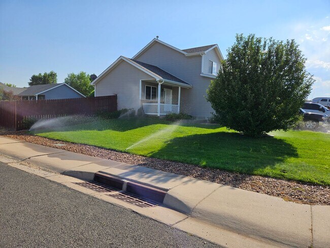 Building Photo - 2402 Lagoon Ct