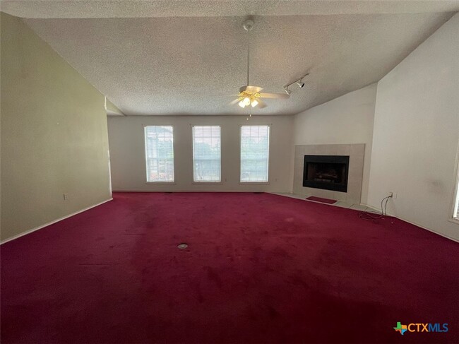 Building Photo - 1026 Rambling Dr