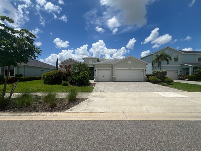 Building Photo - *AVAILABLE NOW* Babcock Ranch 3 Bed 3 Bath with a Den and 3 Car Garage!