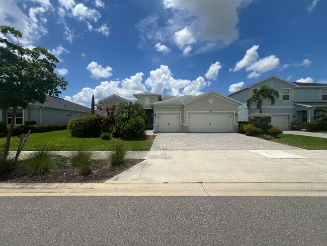 Building Photo - Babcock Ranch Rental 3/3 with a Den and 3 ...