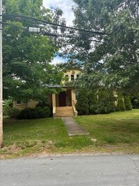 Building Photo - 350 Plain St
