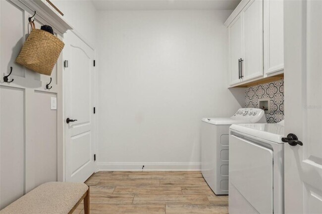 Building Photo - 17226 Hickory Wind Dr