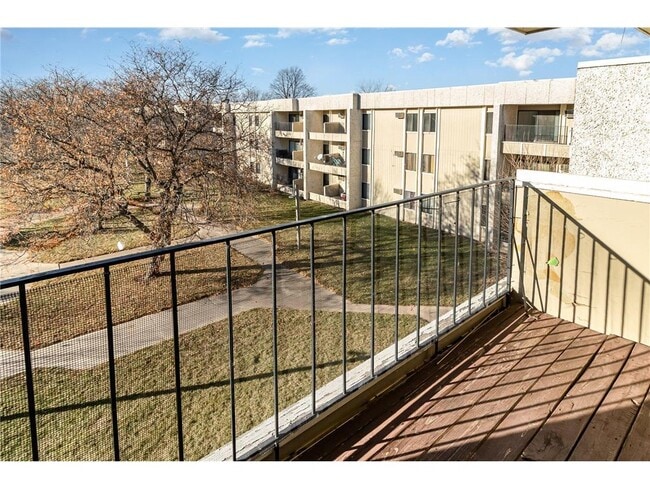 Building Photo - 4130 Rahn Rd