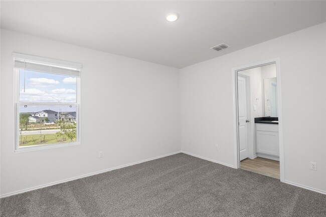 Building Photo - 131 Kendall Ln
