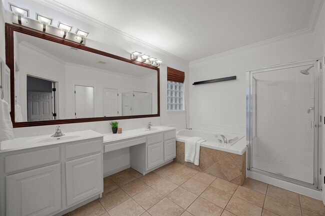 Building Photo - 1606 Buttercup Creek Blvd