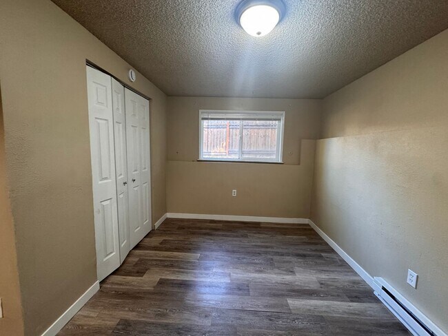 Building Photo - HANGMAN VALLEY 4 BEDROOM HOME