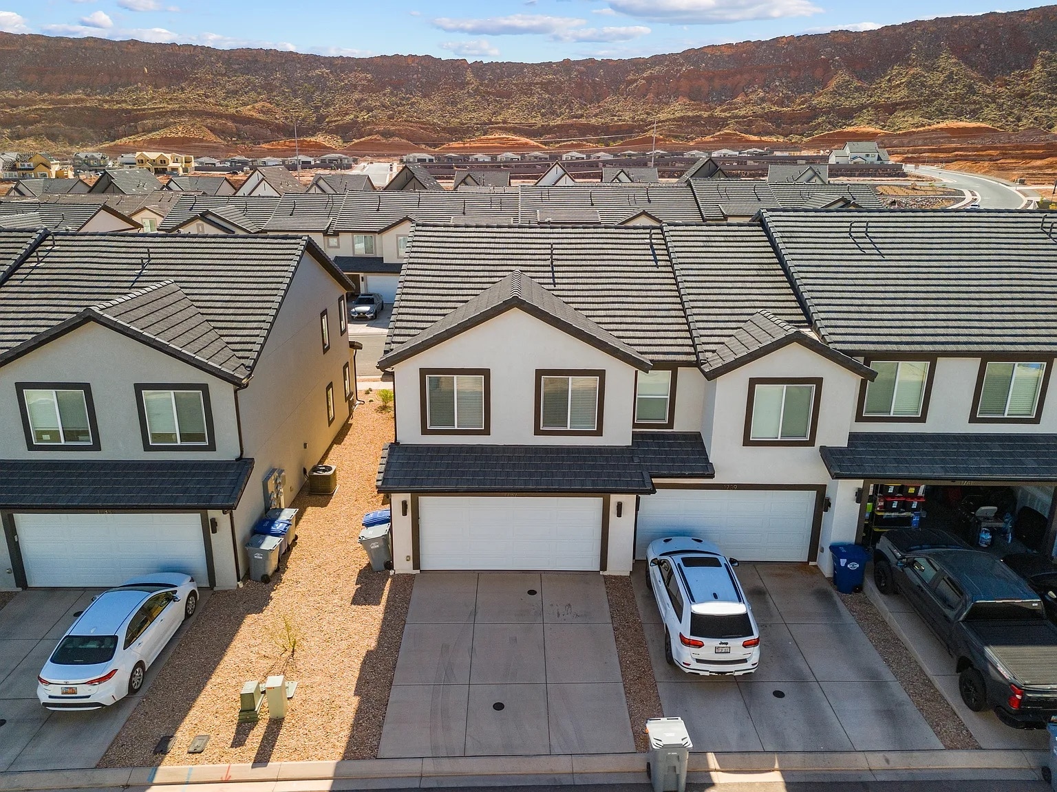 Building Photo - 1737 S Devils Garden Ln