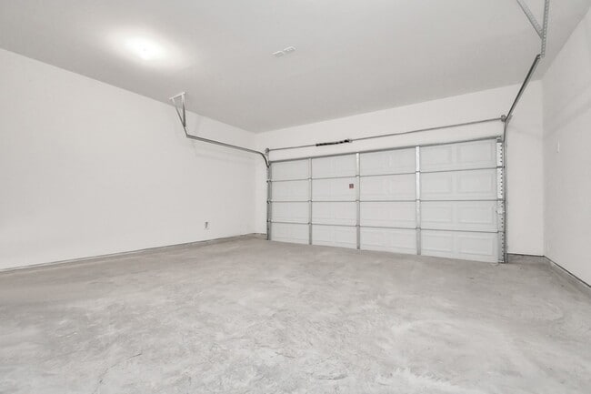 Building Photo - 5902 Bright Keel Dr