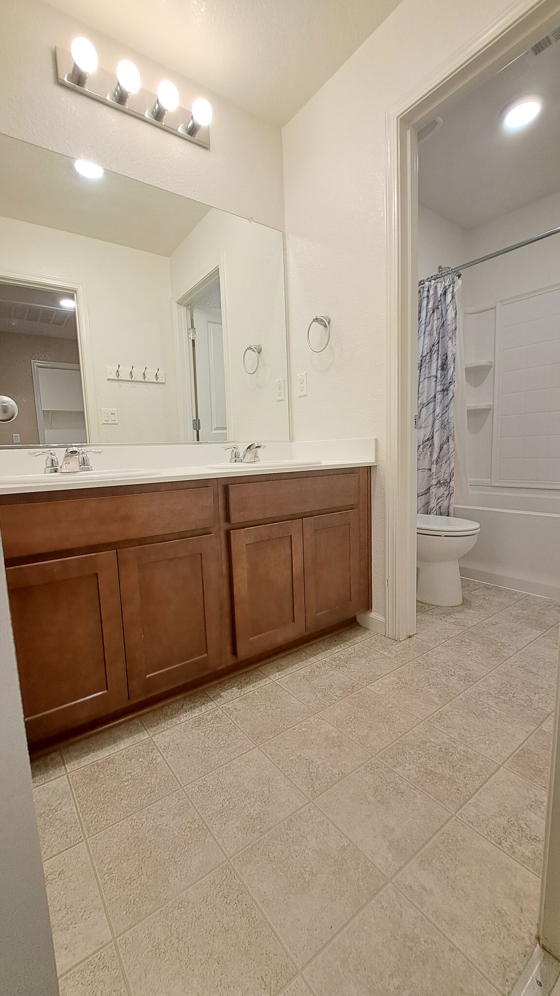 Building Photo - 120 Alboran Sea Cir