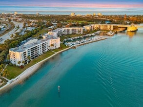 Building Photo - 1542 Jupiter Cove Dr