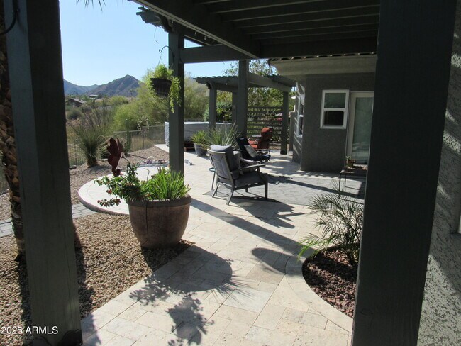 Building Photo - 15759 E Echo Hill Dr
