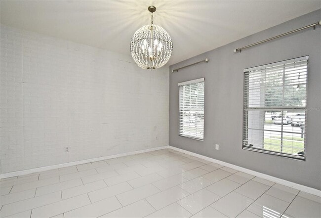 Building Photo - 475 Nadeau Way