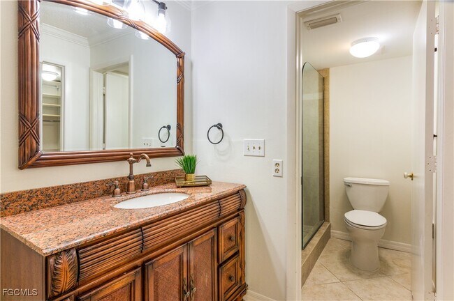 Building Photo - 15126 Parkside Dr