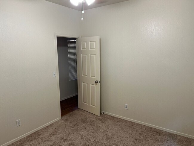 Building Photo - Available for immediate occupancy 4 bedroo...