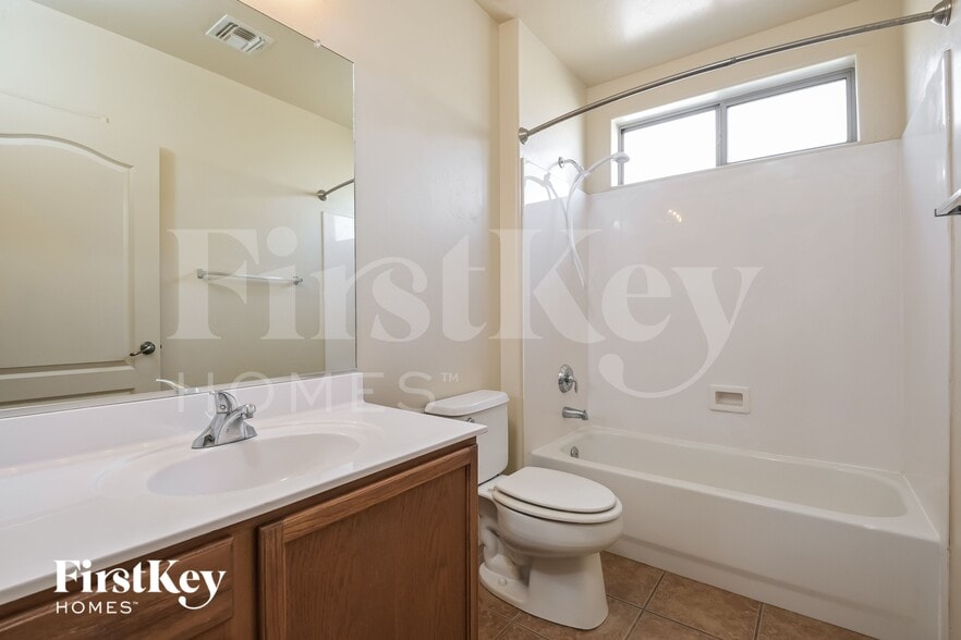 Building Photo - 13558 E High Plains Ranch St