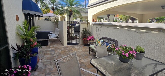 Building Photo - 9595 Halyards Ct