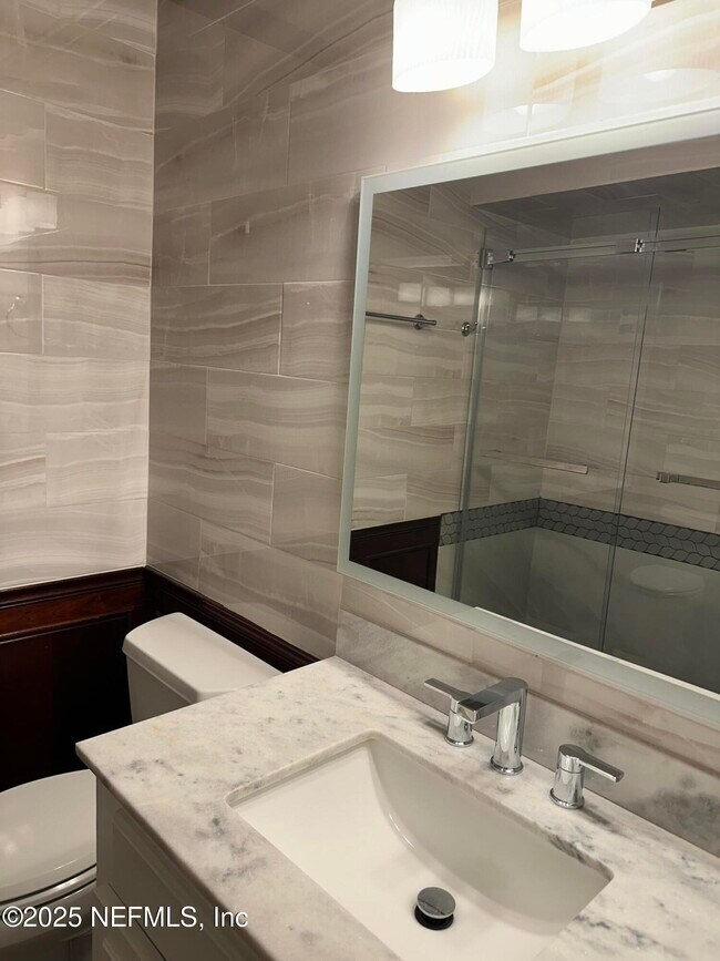 Building Photo - 6192 Duclay Forest Dr S