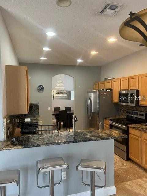 Building Photo - 117 Henley Cir