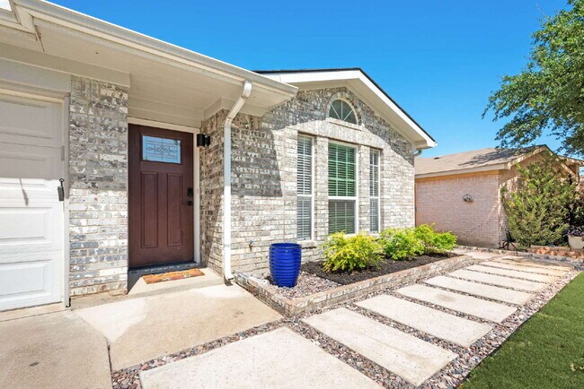 Building Photo - Renovated 3BR | Open Concept | Large Outdoor Space | Keller ISD