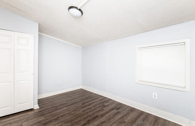 Building Photo - 917 Watt St