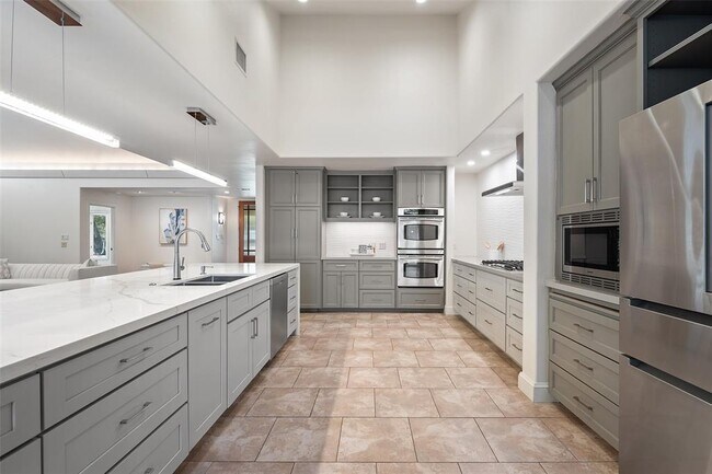 Building Photo - 7603 Rustling Cove