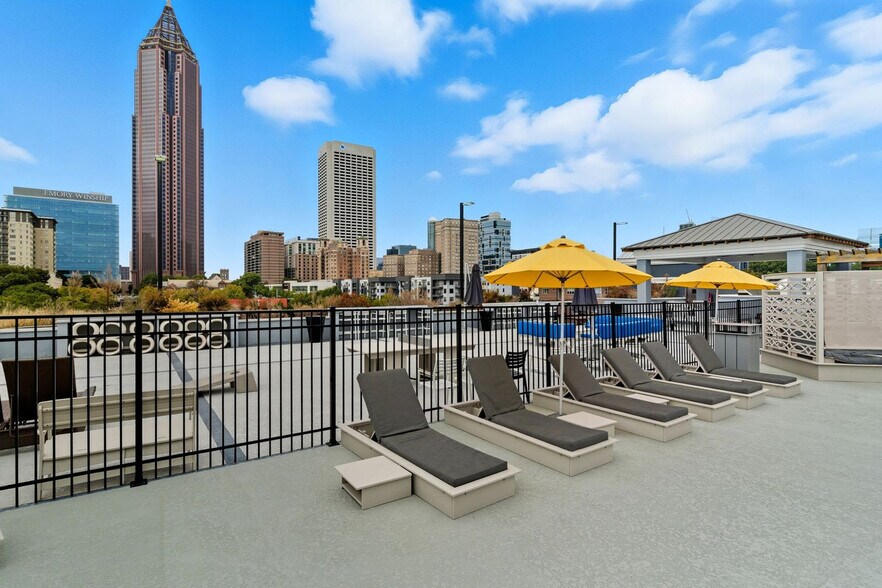 Building Photo - 590 James Maxwell Rd