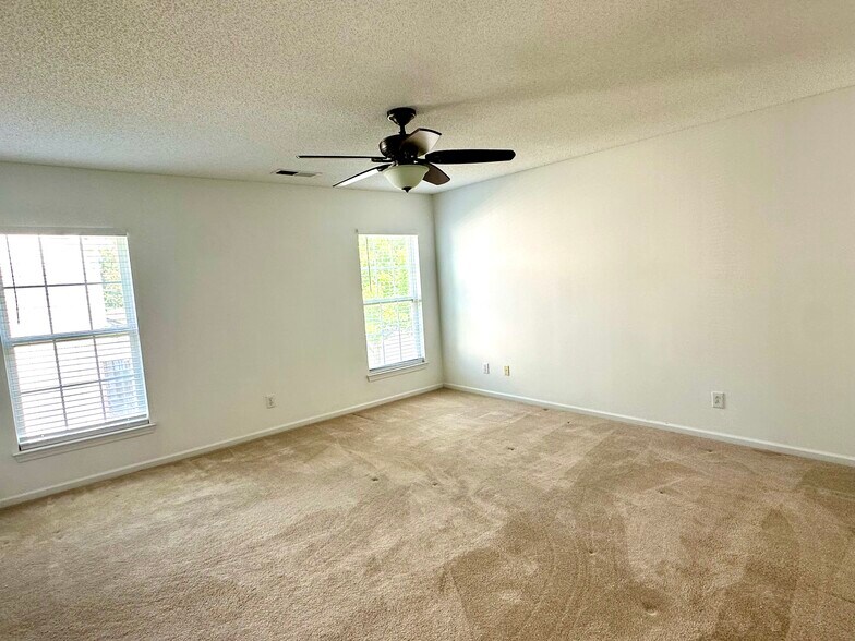 Building Photo - 3129 Summerfield Ridge Ln