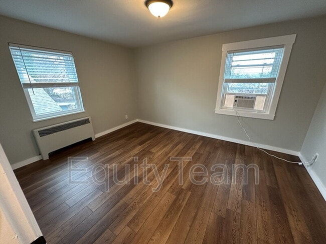 Building Photo - 1219 Franklin Ave