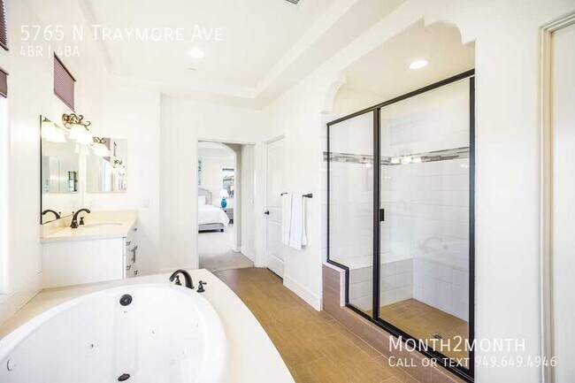 Building Photo - Azusa Views on Traymore