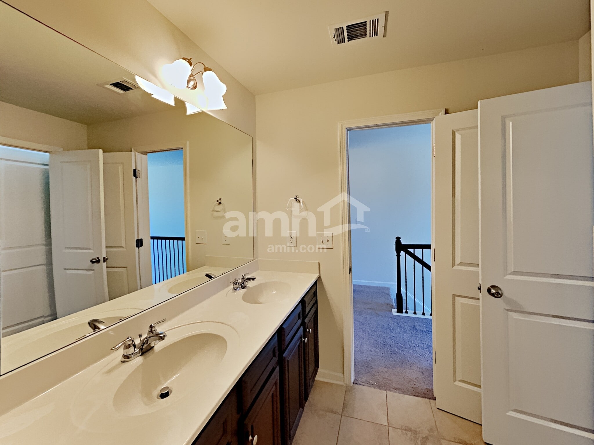 Building Photo - 185 Rosemoore Dr