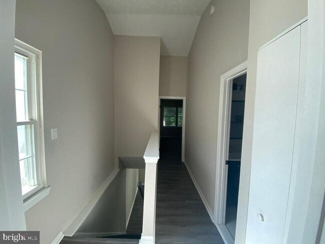 Building Photo - 13511 Ambassador Dr