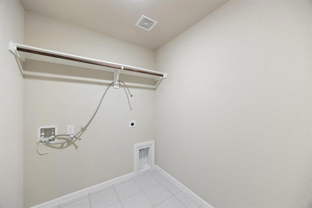 Building Photo - 4805 Cleves Ave