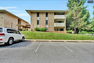 Building Photo - 5260 Crossbow Cir