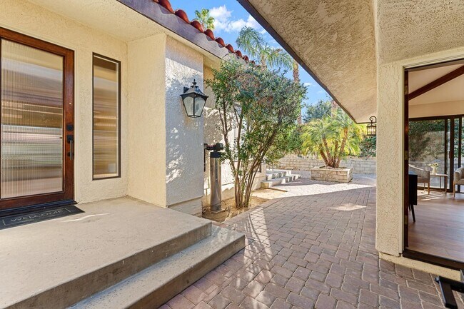 Building Photo - 44350 Michigan Ct